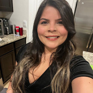 Meet your Posher, Gabriela